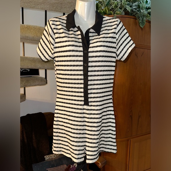 Bucketlist Textured Stripe Collared Romper made by Blue Blush, size Large NWT - Picture 1 of 4